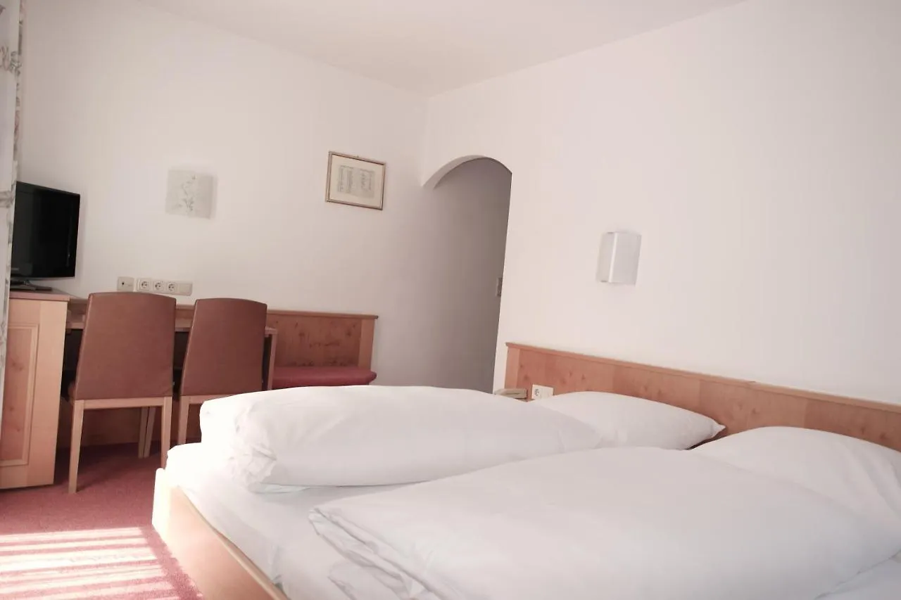 Hotel Neuner Munich 3*,